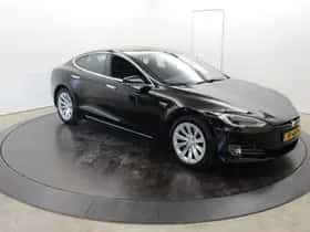 Tesla Model S (2018) thumbnail 67