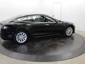 Tesla Model S (2018) thumbnail 74