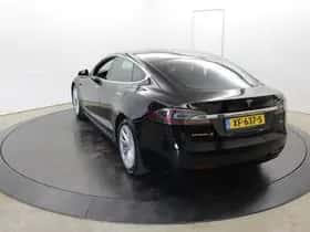 Tesla Model S (2018) thumbnail 83