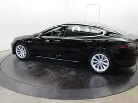 Tesla Model S (2018) thumbnail 87