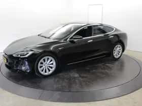 Tesla Model S (2018) thumbnail 93