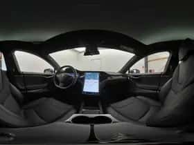 Tesla Model S (2018) thumbnail 94
