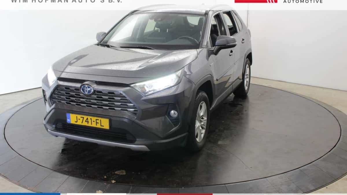 Toyota RAV4 — foto 1