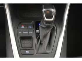 Toyota RAV4 thumbnail 21