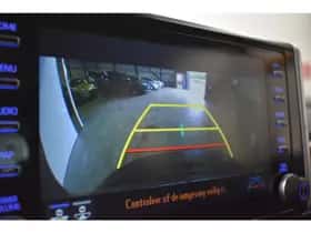 Toyota RAV4 thumbnail 4