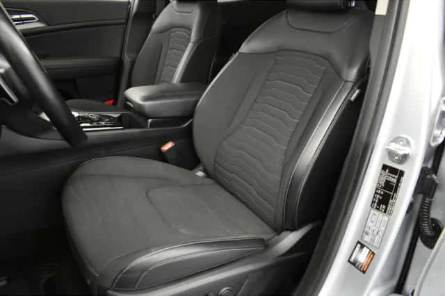 Kia Sportage (2022) thumbnail 5