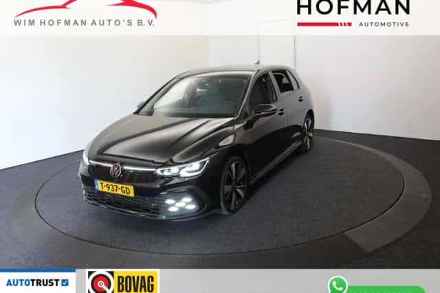 Volkswagen Golf (2022) thumbnail 1
