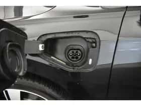 Volkswagen Golf (2022) thumbnail 12