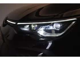 Volkswagen Golf (2022) thumbnail 31