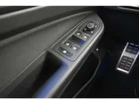 Volkswagen Golf (2022) thumbnail 37