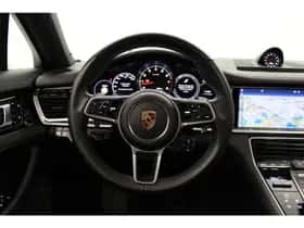 Porsche Panamera (2017) thumbnail 14