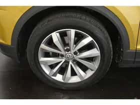 Volkswagen T-Roc (2019) thumbnail 14