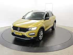 Volkswagen T-Roc (2019) thumbnail 35