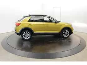 Volkswagen T-Roc (2019) thumbnail 10