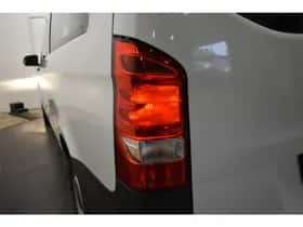 Mercedes-Benz Vito (2018) thumbnail 27