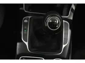 Mercedes-Benz C-Klasse (2017) thumbnail 32