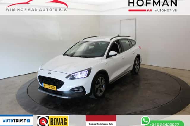 Ford Focus (2020) thumbnail 1
