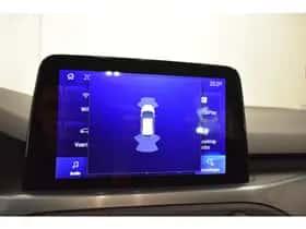 Ford Focus (2020) thumbnail 2
