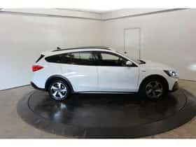 Ford Focus (2020) thumbnail 9