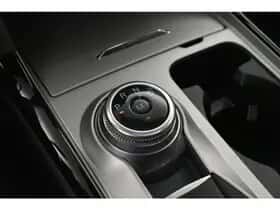 Ford Explorer (2022) thumbnail 30