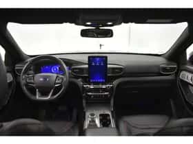Ford Explorer (2022) thumbnail 36