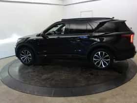 Ford Explorer (2022) thumbnail 55