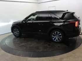 Ford Explorer (2022) thumbnail 56