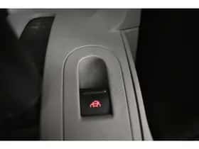 Volkswagen Beetle (2004) thumbnail 20