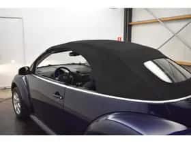 Volkswagen Beetle (2004) thumbnail 28