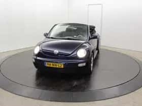Volkswagen Beetle (2004) thumbnail 37