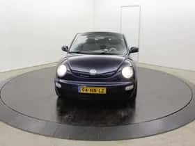 Volkswagen Beetle (2004) thumbnail 38