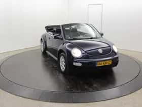 Volkswagen Beetle (2004) thumbnail 41