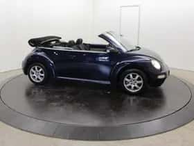 Volkswagen Beetle (2004) thumbnail 46