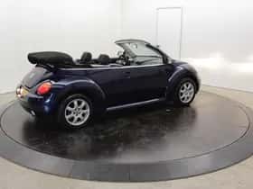 Volkswagen Beetle (2004) thumbnail 51