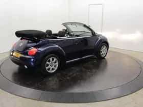 Volkswagen Beetle (2004) thumbnail 52
