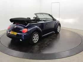 Volkswagen Beetle (2004) thumbnail 53