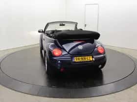 Volkswagen Beetle (2004) thumbnail 58