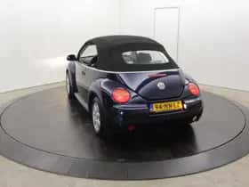 Volkswagen Beetle (2004) thumbnail 59
