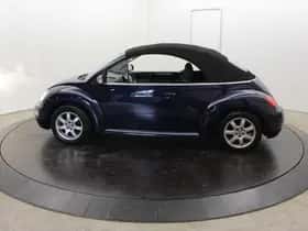 Volkswagen Beetle (2004) thumbnail 65