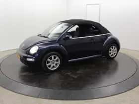 Volkswagen Beetle (2004) thumbnail 69