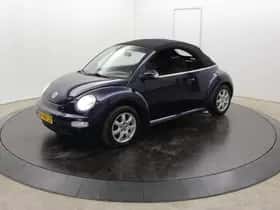 Volkswagen Beetle (2004) thumbnail 70
