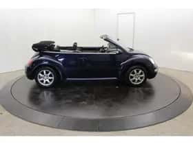 Volkswagen Beetle (2004) thumbnail 9