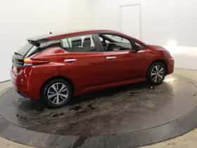 Nissan Leaf (2020) thumbnail 75