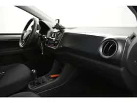 Volkswagen Up! (2019) thumbnail 21