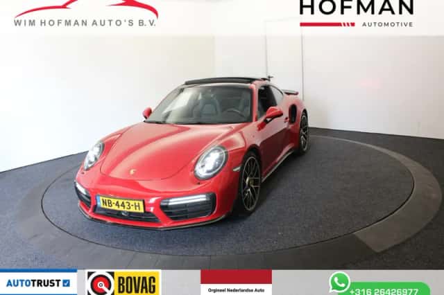 Porsche 911 (2017) thumbnail 1