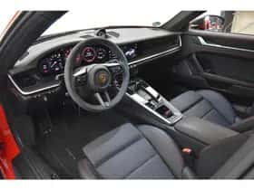 Porsche 911 (2022) thumbnail 2