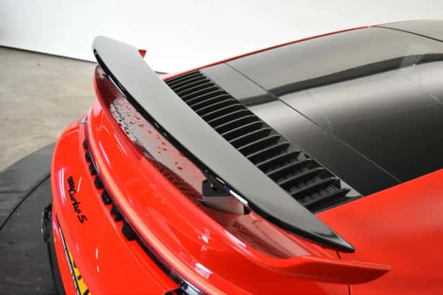Porsche 911 (2022) thumbnail 5