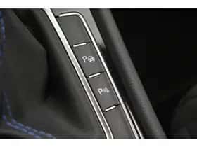 Volkswagen Golf (2020) thumbnail 32