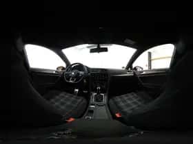 Volkswagen Golf (2020) thumbnail 81
