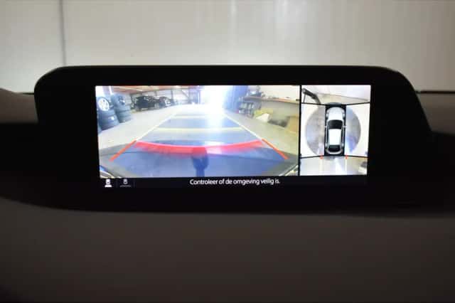 Mazda 3 (2020) thumbnail 2